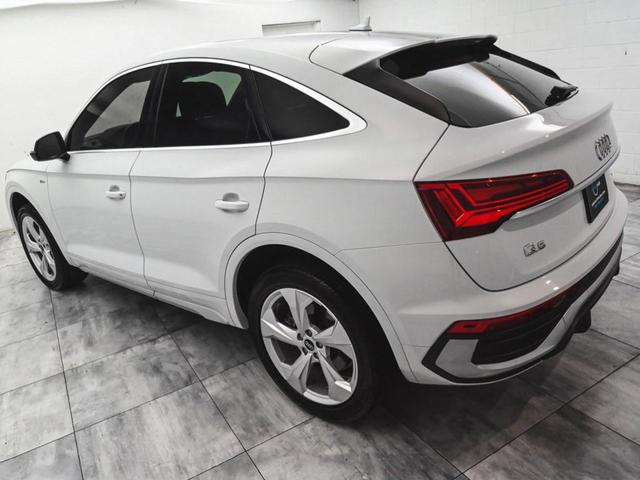 Photo of 2023 Glacier White Metallic Audi Q5