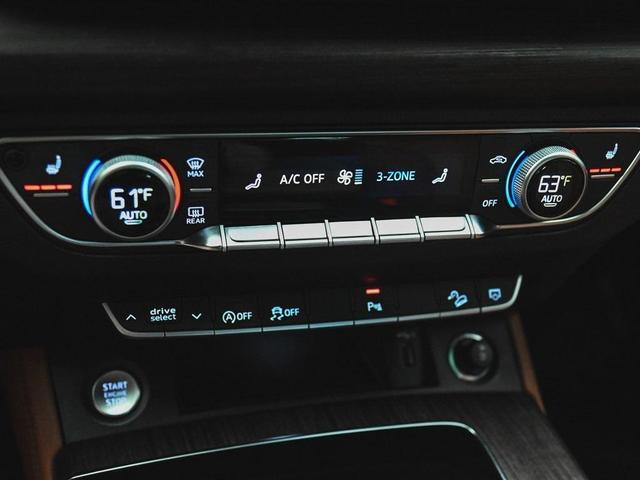 Photo of 2023 Glacier White Metallic Audi Q5