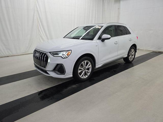 2022 Audi Q3