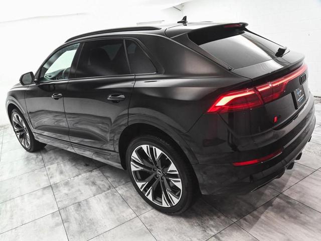 Photo of 2025 Mythos Black Metallic Audi Q8