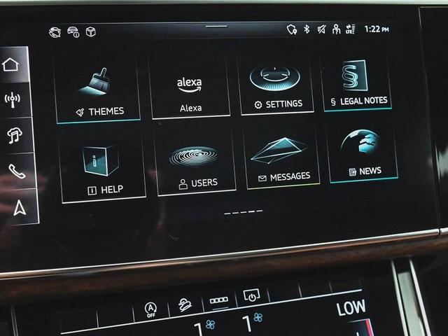 Photo of 2025 Mythos Black Metallic Audi Q8