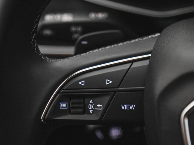 Photo of 2025 Mythos Black Metallic Audi Q8