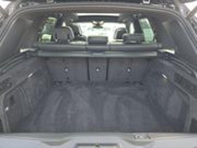 Photo of 2025 Black Sapphire Metallic BMW X5