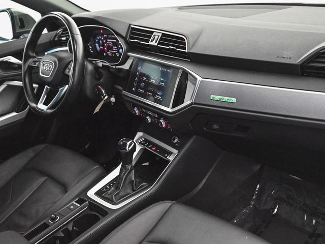 Photo of 2022 Chronos Gray Metallic Audi Q3