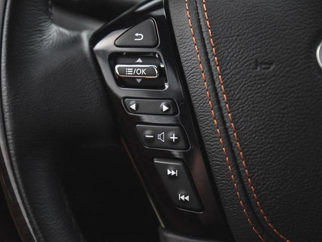 Photo of 2024 Moonstone White INFINITI QX80