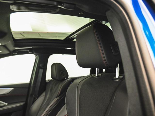 Photo of 2025 Apex Blue Pearl Acura MDX