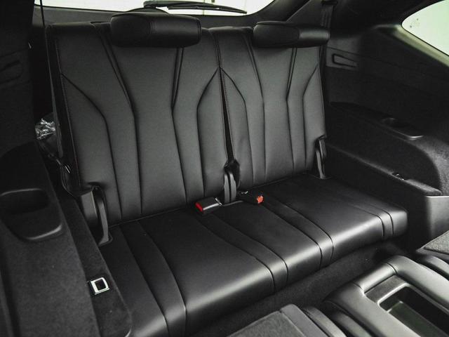 Photo of 2025 Apex Blue Pearl Acura MDX