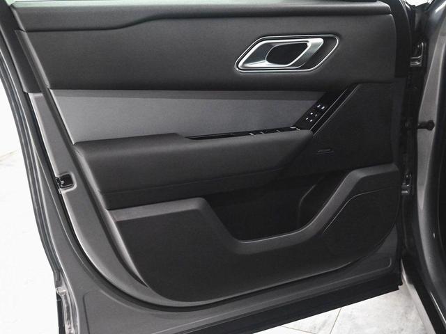 Photo of 2024 Zadar Grey Land Rover Range Rover Velar