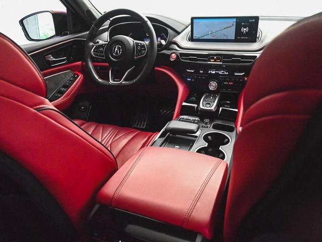 Photo of 2024 Liquid Carbon Metallic Acura MDX