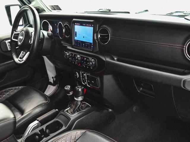 Photo of 2021 Bright White Clearcoat Jeep Wrangler Unlimited