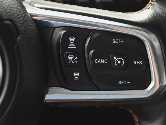 Photo of 2021 Bright White Clearcoat Jeep Wrangler Unlimited