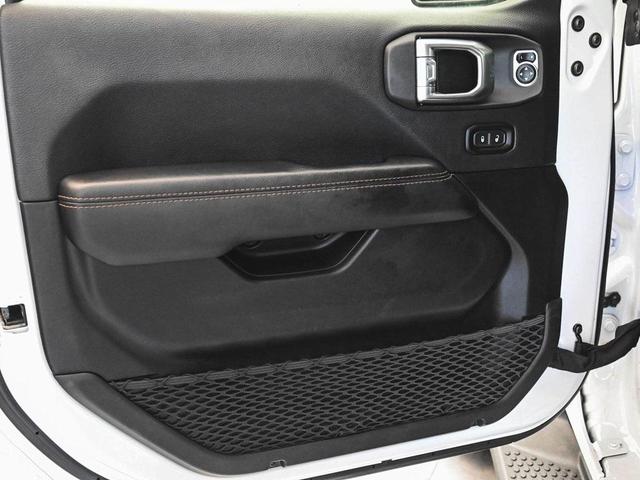 Photo of 2021 Bright White Clearcoat Jeep Wrangler Unlimited