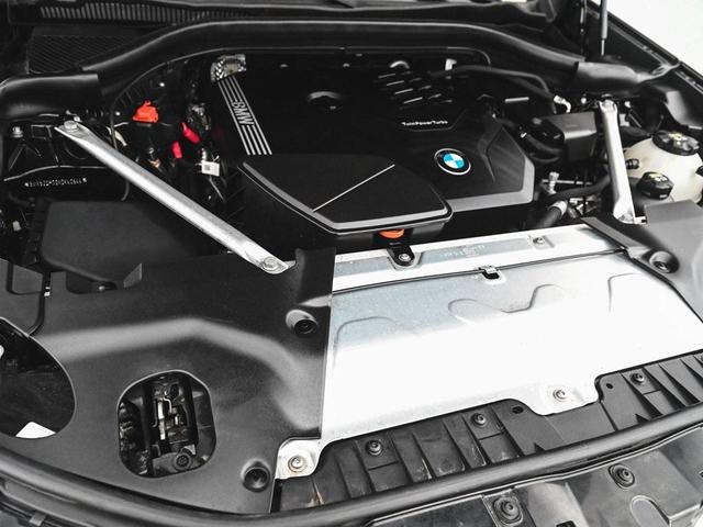 Photo of 2022 Jet Black BMW X3
