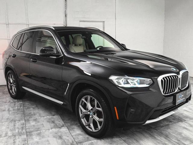 Photo of 2022 Jet Black BMW X3