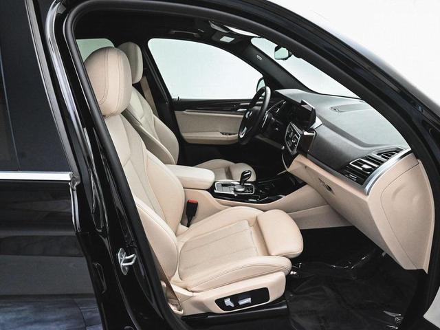 Photo of 2022 Jet Black BMW X3