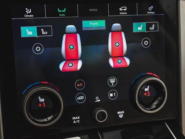 Photo of 2018 Fuji White Land Rover Range Rover