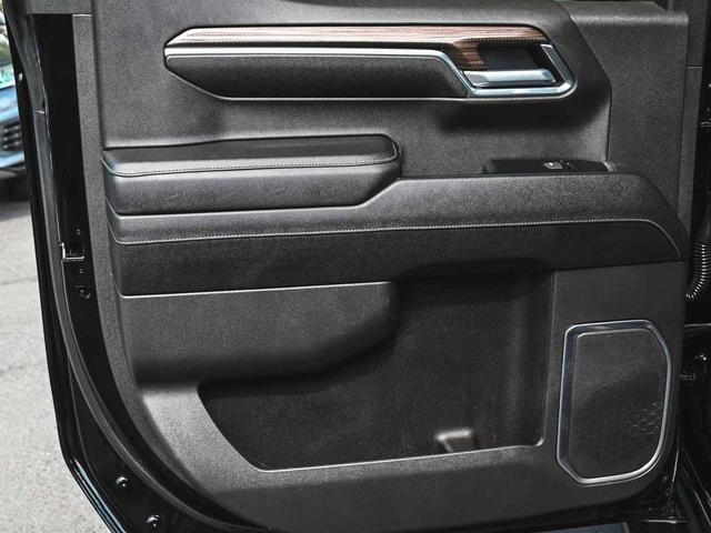Photo of 2023 Black Chevrolet Silverado 1500