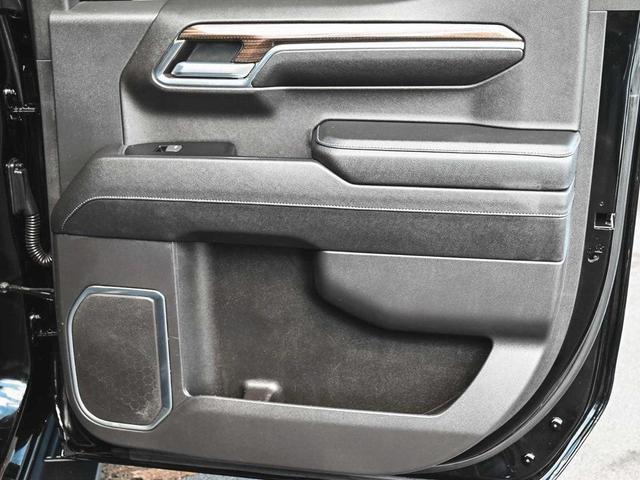 Photo of 2023 Black Chevrolet Silverado 1500