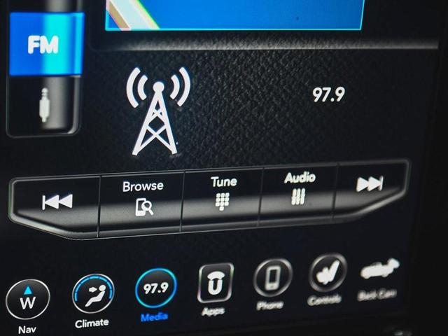 Photo of 2021 Diamond Black RAM 1500