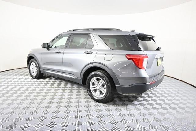 Photo of 2022 Carbonized Gray Metallic Ford Explorer
