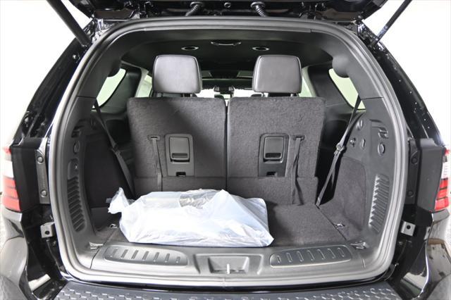 Photo of 2025 DB Black Crystal Clearcoat Dodge Durango