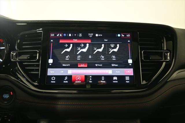 Photo of 2025 DB Black Crystal Clearcoat Dodge Durango
