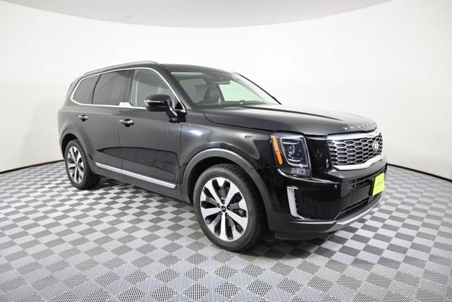 Photo of 2020 Ebony Black Kia Telluride