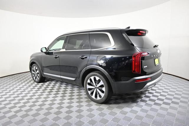 Photo of 2020 Ebony Black Kia Telluride