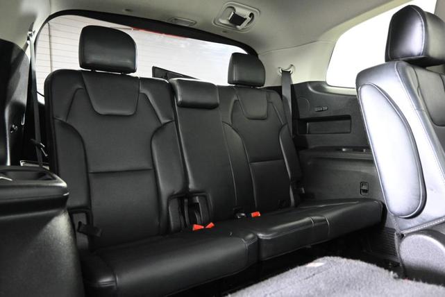 Photo of 2020 Ebony Black Kia Telluride