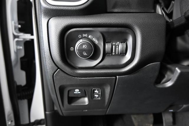 Photo of 2026 Bright White Clearcoat RAM 1500
