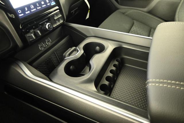 Photo of 2026 Bright White Clearcoat RAM 1500