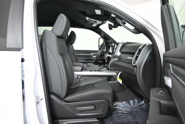 Photo of 2026 Bright White Clearcoat RAM 1500