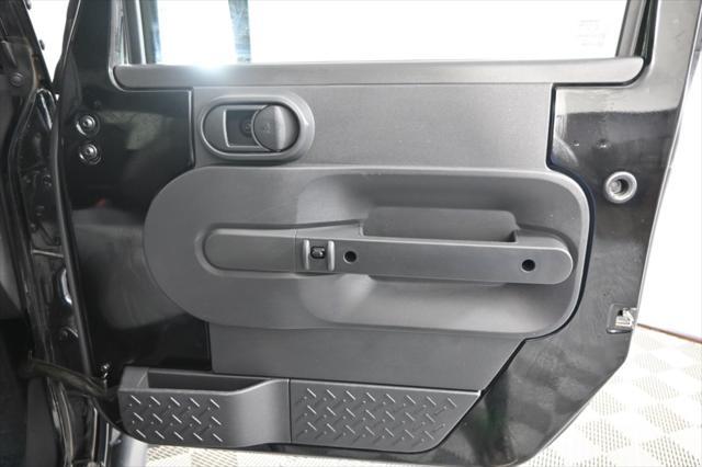 Photo of 2008 Black Clearcoat Jeep Wrangler