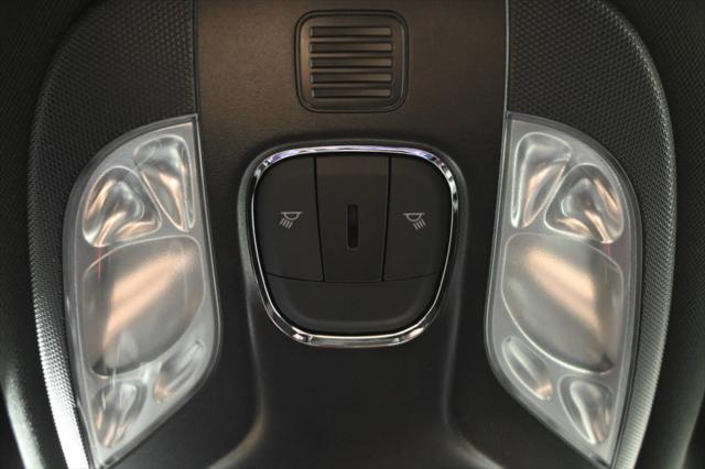 Photo of 2025 Hydro Blue Pearlcoat Jeep Compass
