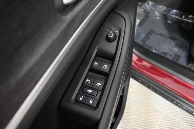 Photo of 2025 Velvet Red Pearlcoat Jeep Grand Cherokee L