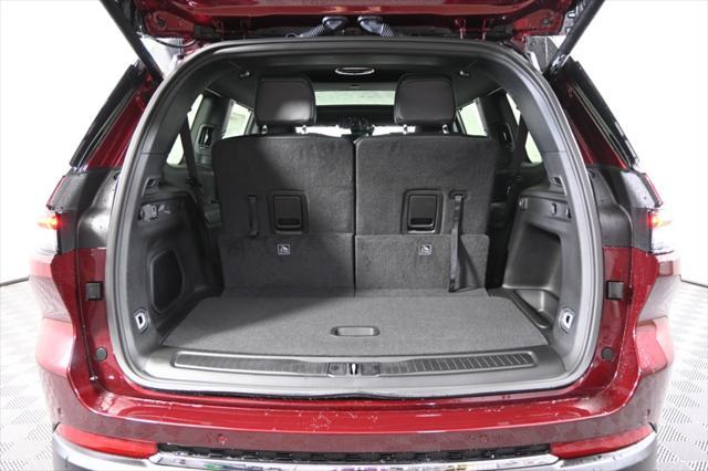 Photo of 2025 Velvet Red Pearlcoat Jeep Grand Cherokee L