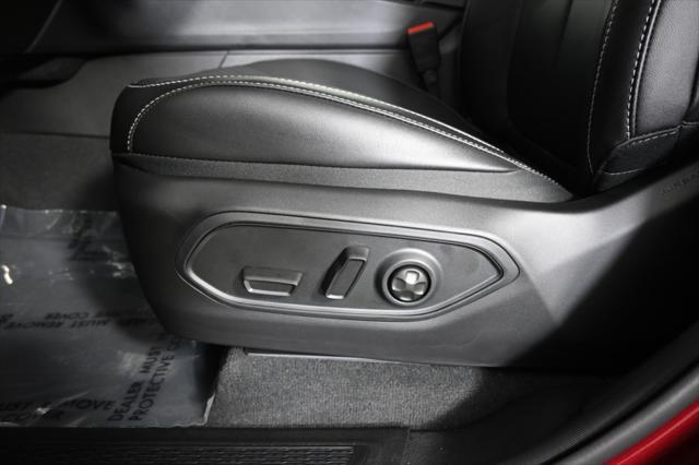 Photo of 2025 Velvet Red Pearlcoat Jeep Grand Cherokee L