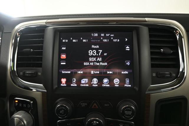 Photo of 2015 Brilliant Black Crystal Pearlcoat RAM 1500