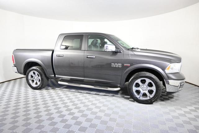 Photo of 2015 Brilliant Black Crystal Pearlcoat RAM 1500