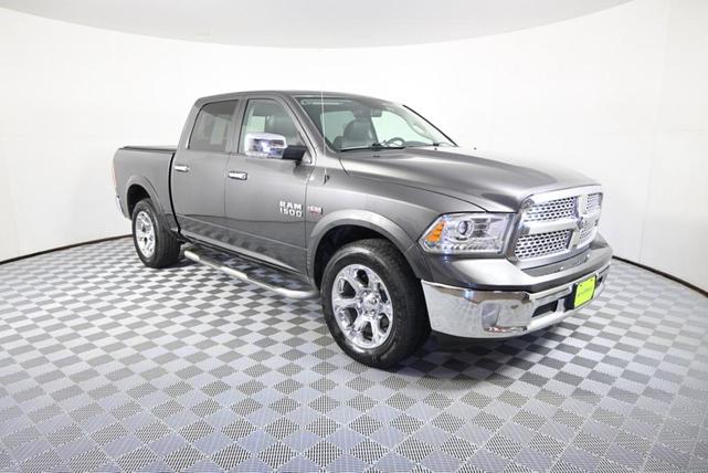 Photo of 2015 Brilliant Black Crystal Pearlcoat RAM 1500