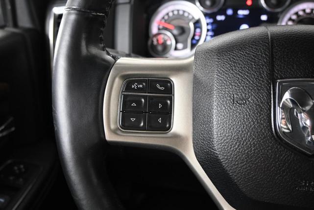 Photo of 2015 Brilliant Black Crystal Pearlcoat RAM 1500