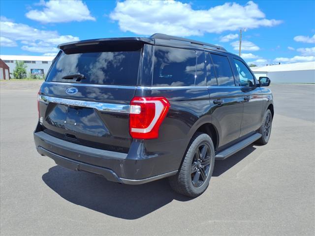 Photo of 2021 Black Ford Expedition