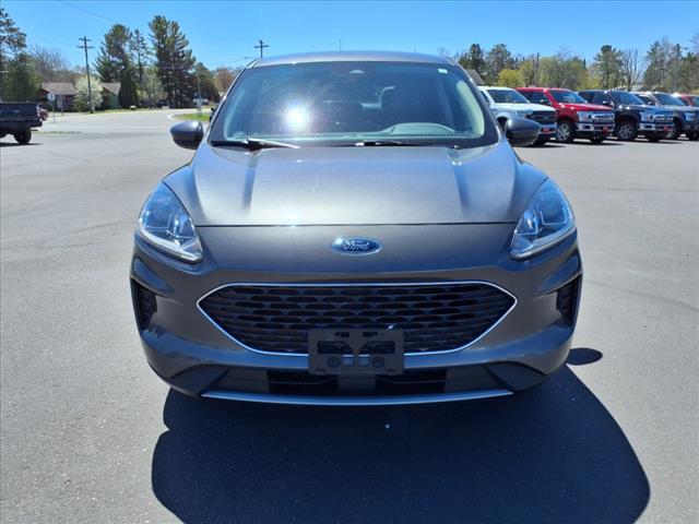 Photo of 2020 Gray Ford Escape
