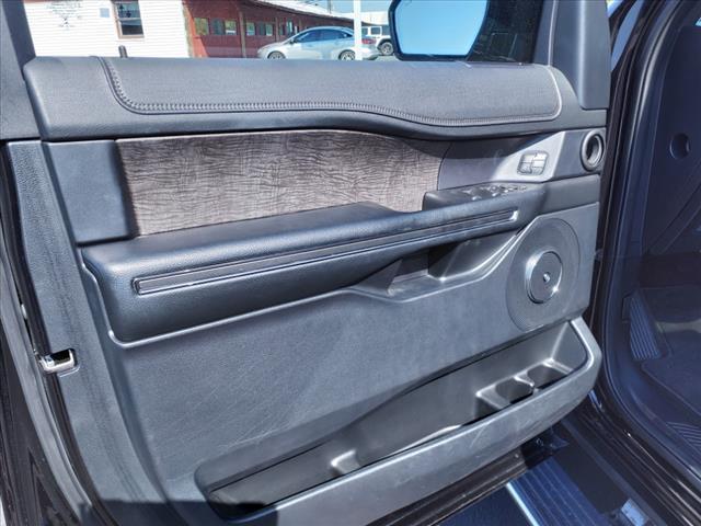 Photo of 2021 Black Ford Expedition