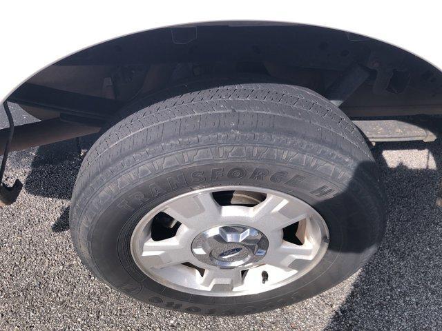 Photo of 2014 Oxford White Ford F-150