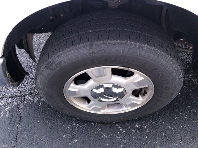 Photo of 2014 Oxford White Ford F-150