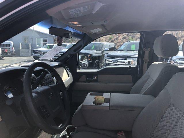 Photo of 2014 Oxford White Ford F-150