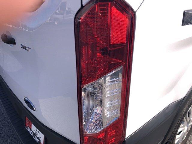 Photo of 2022 Oxford White Ford Transit-350