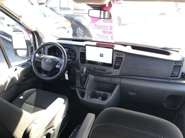 Photo of 2022 Oxford White Ford Transit-350
