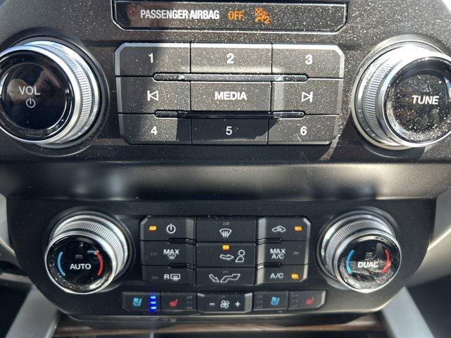 Photo of 2020 Oxford White Ford F-150